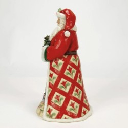 Christmas's Peaceful Retreat Lodge Santa with Wreath Scene Heartwood Creek