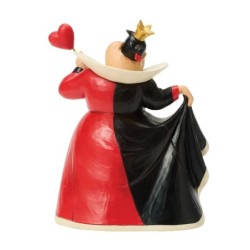 Queen of Hearts Personality Pose